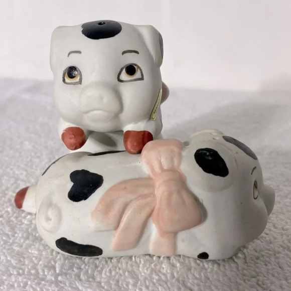 Vintage Cute Ceramic Pigs Salt &  Pepper Shakers - Picture 1 of 10